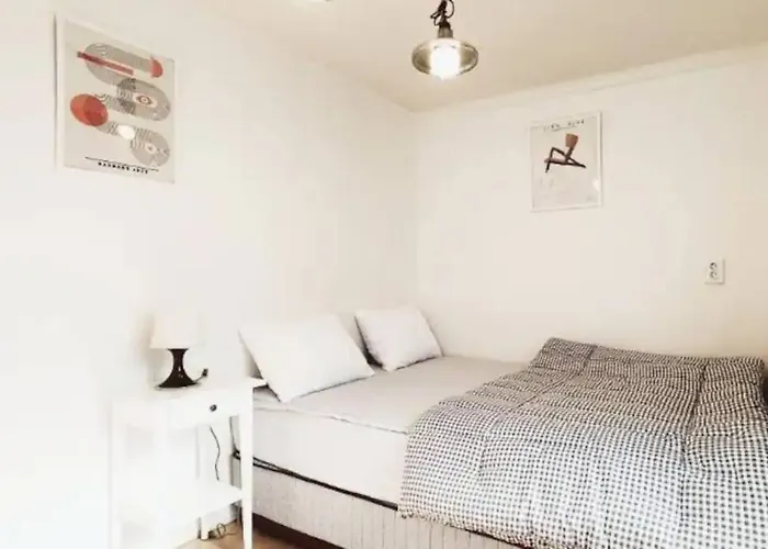 B-4 넓은 공간,white Linen House,3br,홍대 연드럴 파크,2층 B4 * ソウル特別市