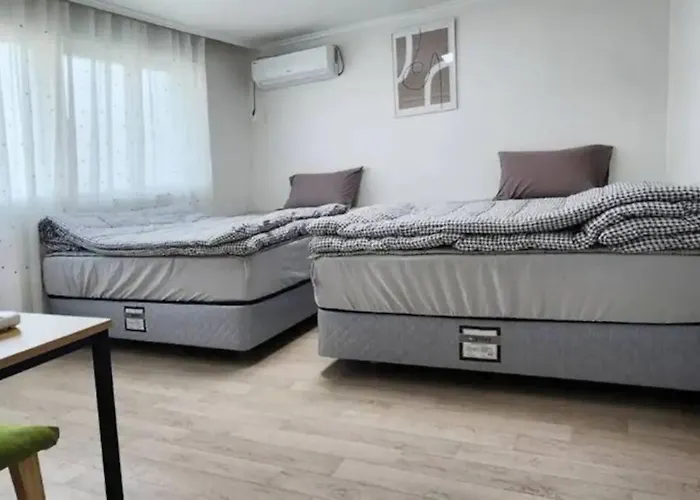B-4 넓은 공간,white Linen House,3br,홍대 연드럴 파크,2층 B4 アパート