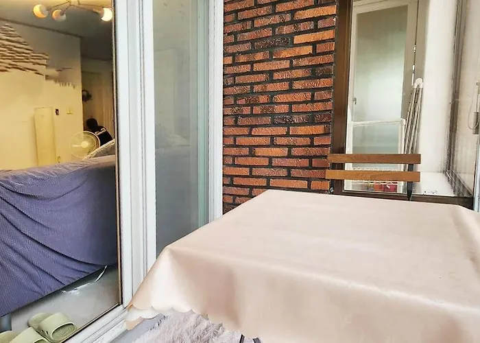 アパート B-4 넓은 공간,white Linen House,3br,홍대 연드럴 파크,2층 B4 ソウル特別市