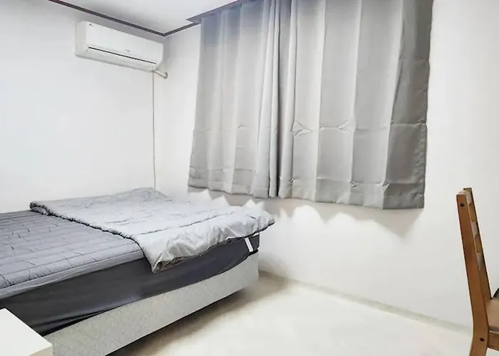 B-4 넓은 공간,white Linen House,3br,홍대 연드럴 파크,2층 B4 アパート